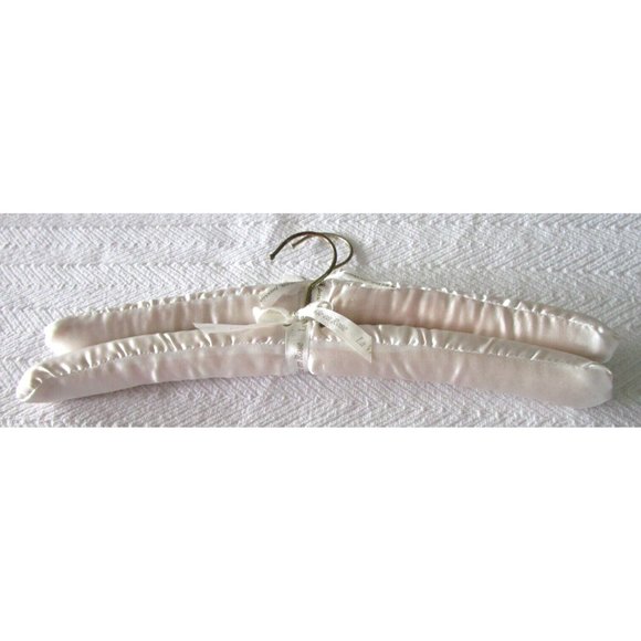 Fabric Satin Padded Hangers Cream/Beige Color -Shabby Victorian Vibe Set Two (2) - Picture 3 of 9